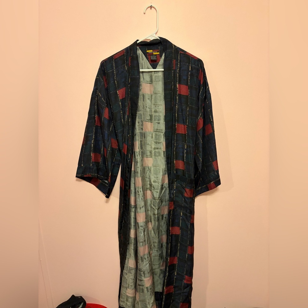 MaxDeco 100% Silk Robe - Picture 3 of 4